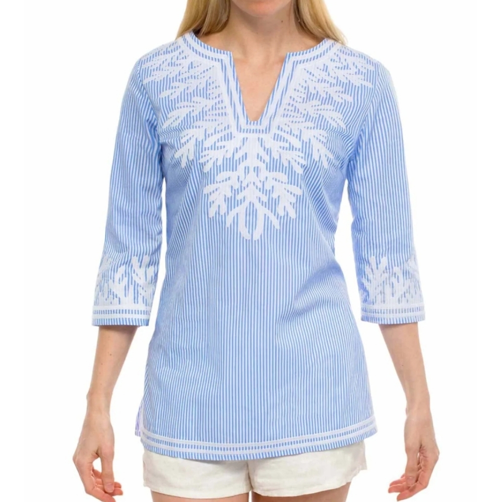 NWT Gretchen Scott Designs The Reef Blue Pinstripe Tunic with White Embroidery